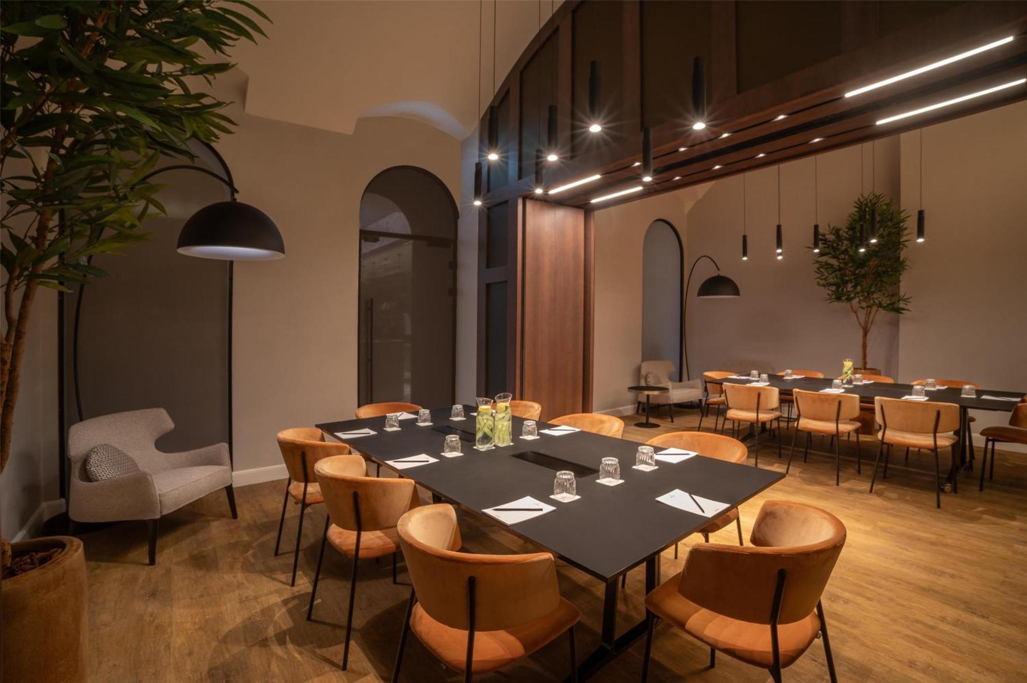Radisson Collection Hotel, Basilica